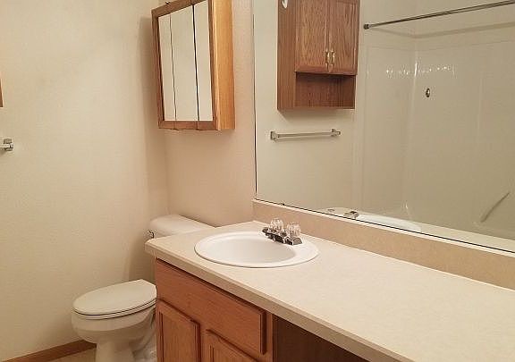 4th image of 3955 Olympic Blvd APT 19
