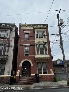 3279 6th Avenue, Troy, NY, 12180