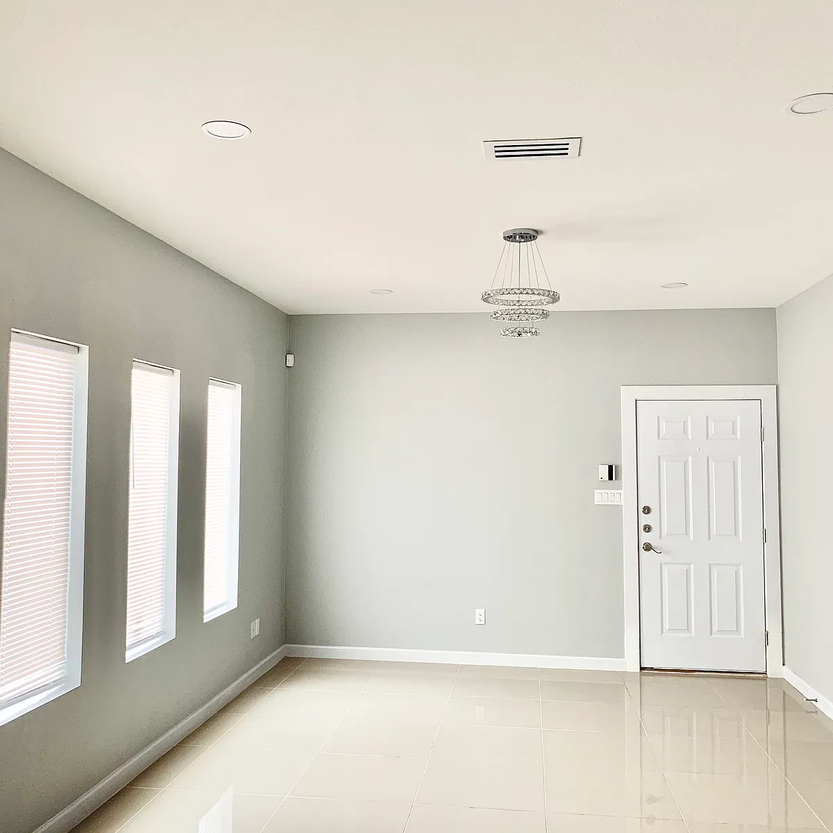 Building Photo - 2016 Summerland Ln #3