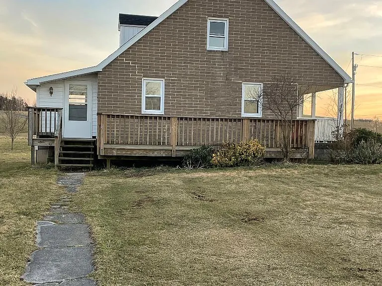 233 Link Rd — Photo 3