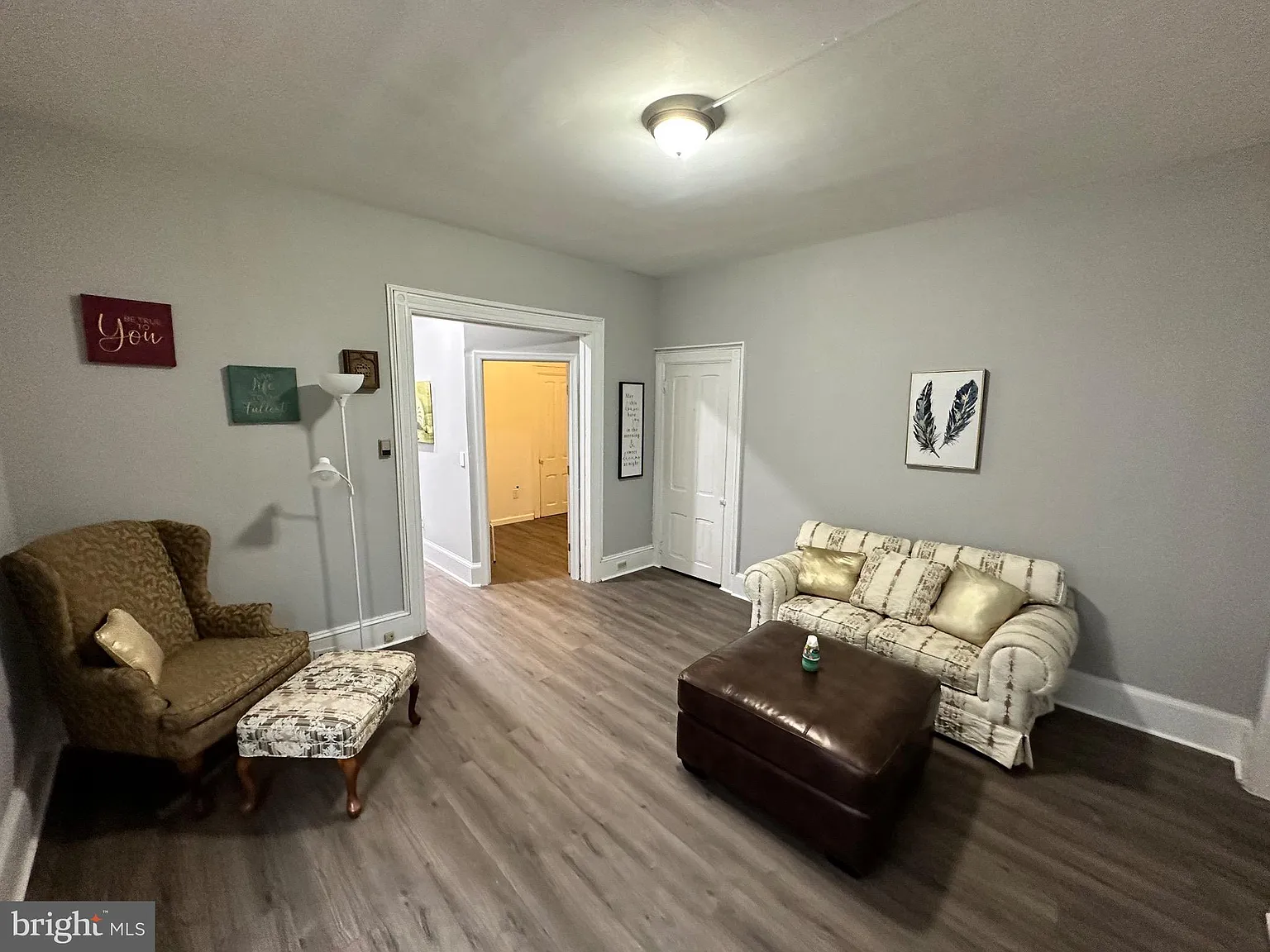 3 bed, 1200 sqft, $2,075 — Photo 3
