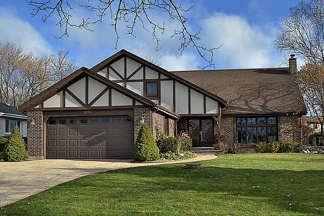 1st image of 1036 E Carpenter Dr