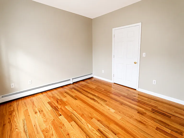90-92 Willoughby St #2L — Photo 8