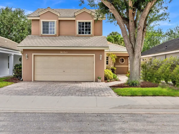 9050 N Lake Park Circle, Davie, FL 33328