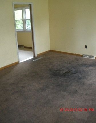 2nd image of 15001 S Western Ave