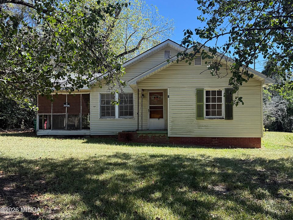 1st image of 4064 Kemper Ave
