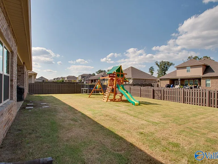 121 Mary Caudle Way — Photo 31