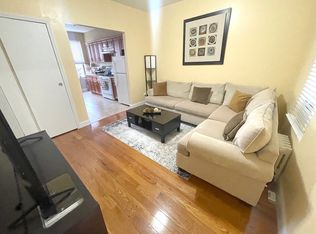 30-13 45th St #8, Astoria, NY 11103