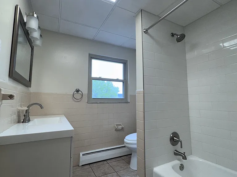 400 Riverside Dr #15 — Photo 6