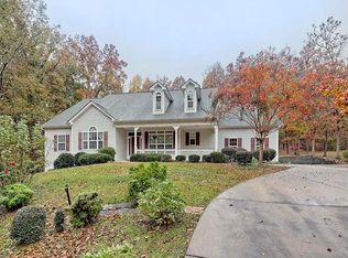 755 Trestle Ridge Rd, Toccoa, GA 30577