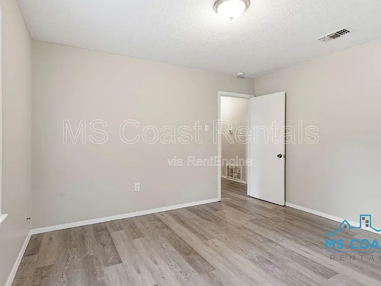 12237 Vada Dr — Photo 10