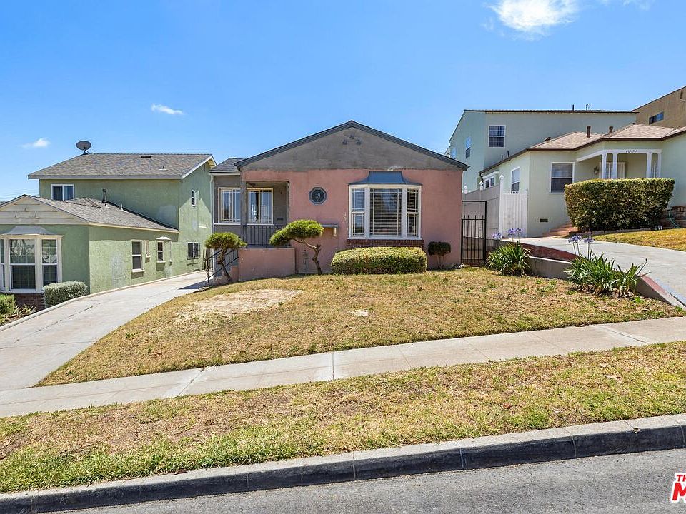 1st image of 4218 W 58th Pl