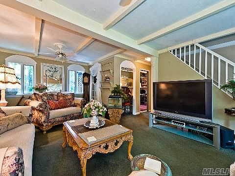 5th image of 7 Balsam Ln