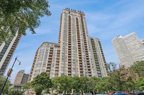2550 N Lakeview Ave #S204 Photo 1 2550 N Lakeview Ave #S204 Photo 1