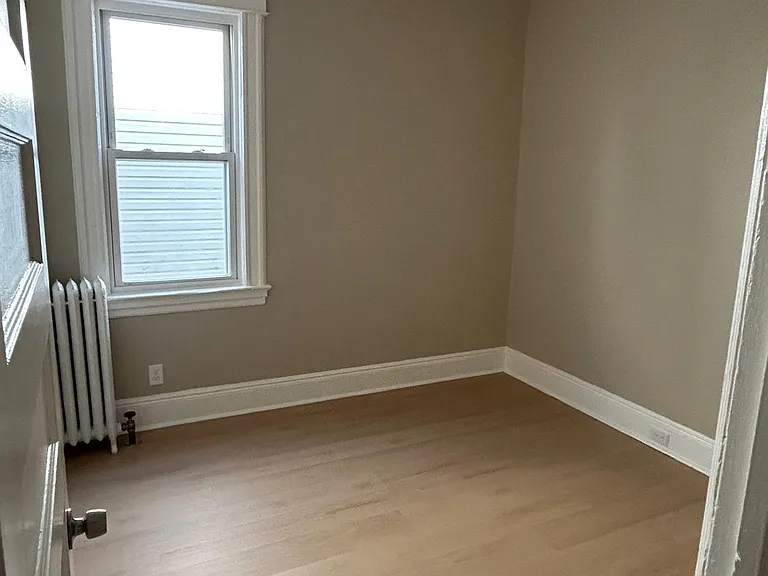 48 Linden Ave #1 — Photo 8