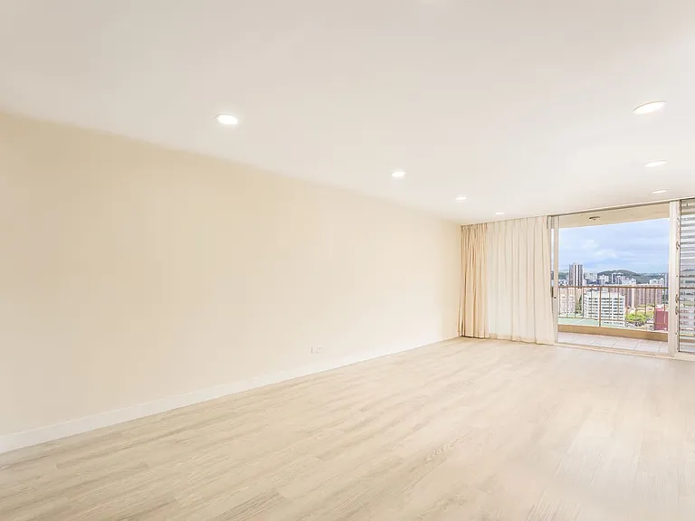 1717 Ala Wai Blvd #2402 — Photo 11