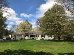 7 Mill Rd, Fairport, NY 14450