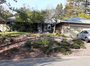 1621 Escalero Rd, Santa Rosa, CA 95409