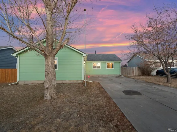 780 2nd St, Bennett, CO 80102