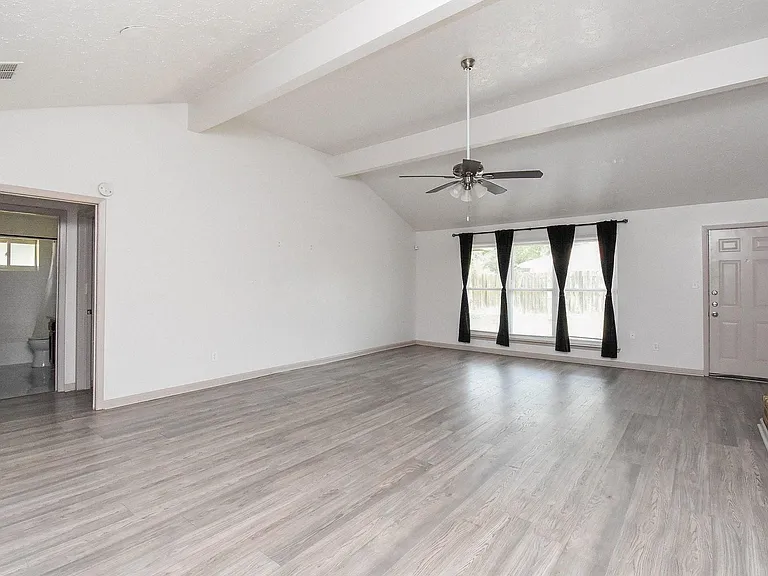 13430 Piney Oaks Dr — Photo 6