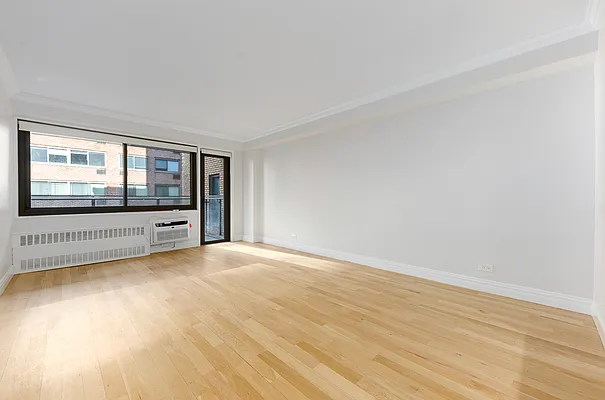 Rented by A&E Real Estate Management | media 7