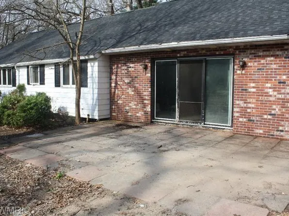 807 Witters Ct, Portage, MI 49024