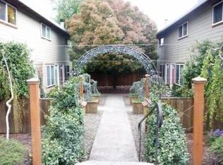 2709 SE 50th Ave, Portland, OR 97206