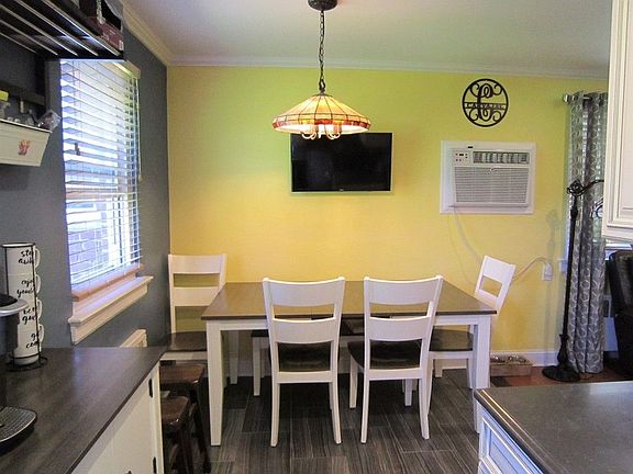 5th image of 226-18 Kingsbury Ave #B