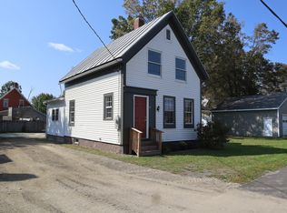 15 Free St, Skowhegan, ME 04976