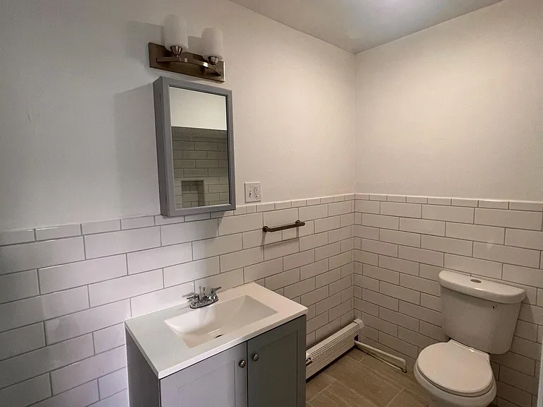 190 Clinton Ave #2 — Photo 4