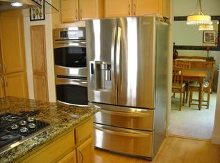 16 June Ct, Fairfax, CA 94930