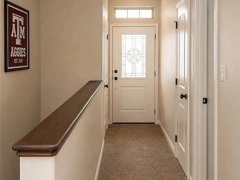 405A Ash St E #A — Photo 11