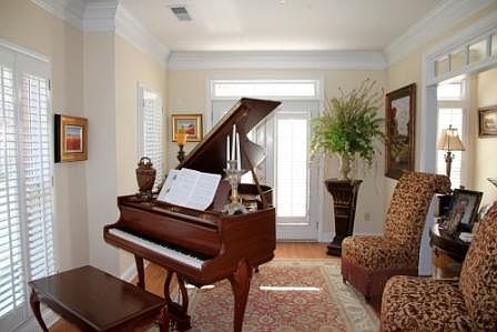 Fml LR view from entry foyer