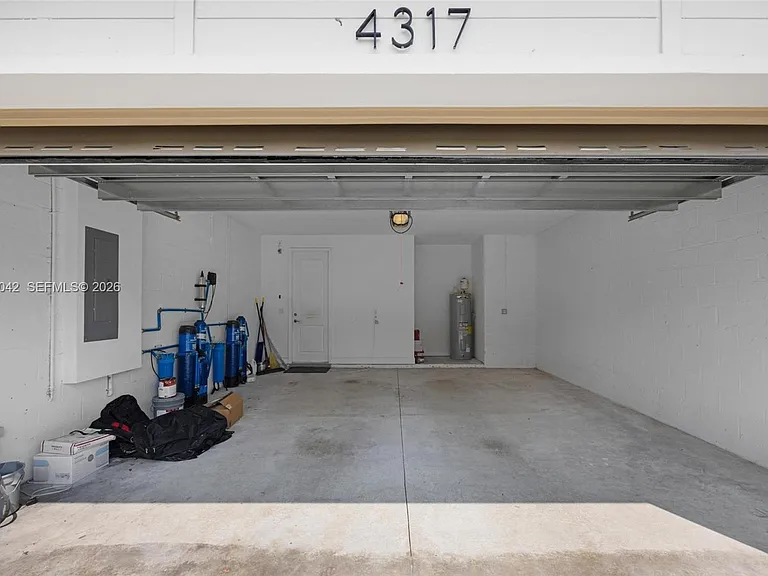 4317 Lago Dr #4317 — Photo 17