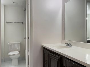 484 NW 165th St #1-A214-1, Miami, FL 33169
