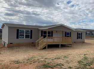 671 Towers Dr, Dandridge, TN 37725