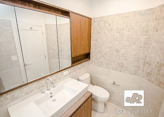 Rented by Jonis Realty | media 19