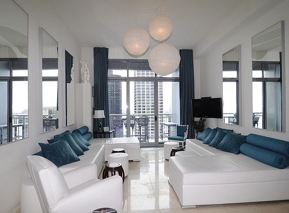 5th image of 450 E Waterside Dr #3404