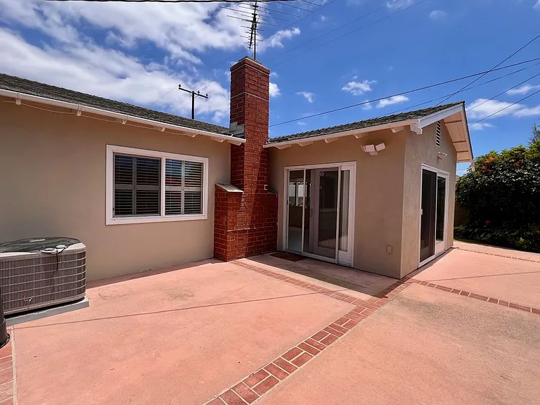 22637 Hickory Ave — Photo 25