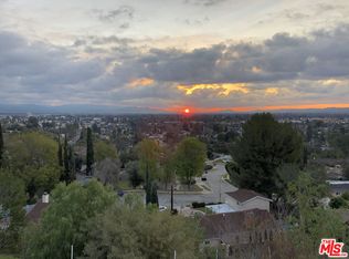 8600 Farralone Ave, Canoga Park, CA 91304