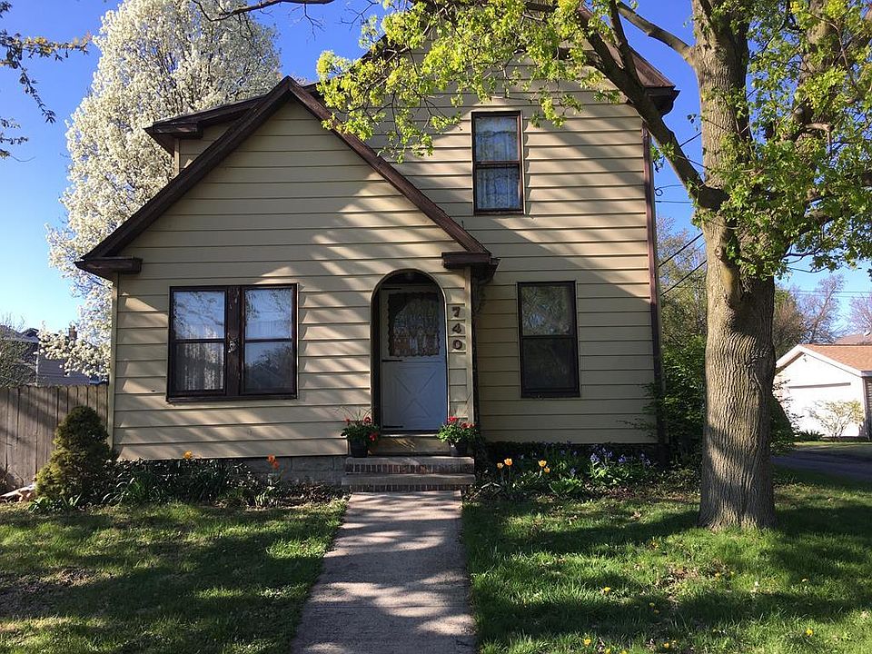 1st image of 740 Indiana Ave