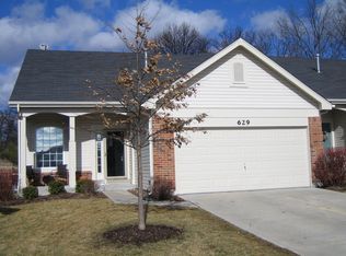 629 Hawk Run Dr, O'Fallon, MO 63368
