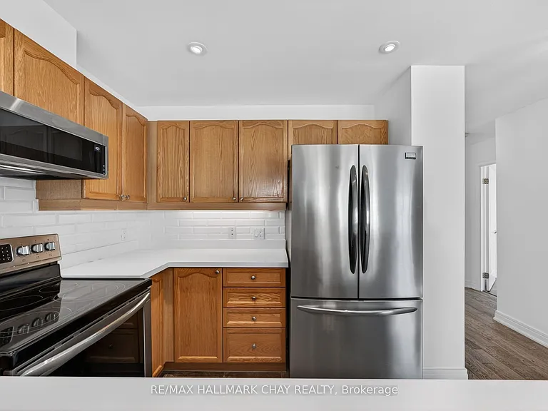 2 Toronto St #1205 — Photo 7