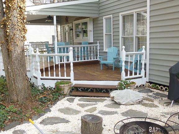 3rd image of 6955 NE 8th Ct
