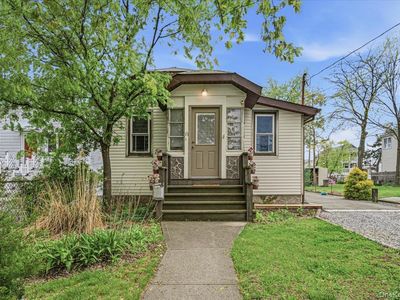 111 Ray Street, Freeport, NY, 11520