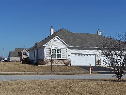 1st image of 15808 Cove Cir
