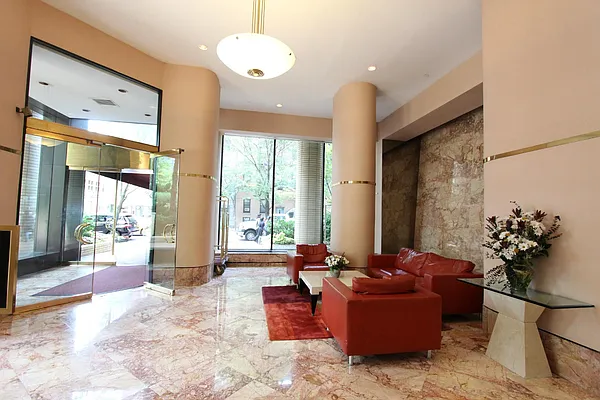 Rented by Keller Williams NYC | media 52