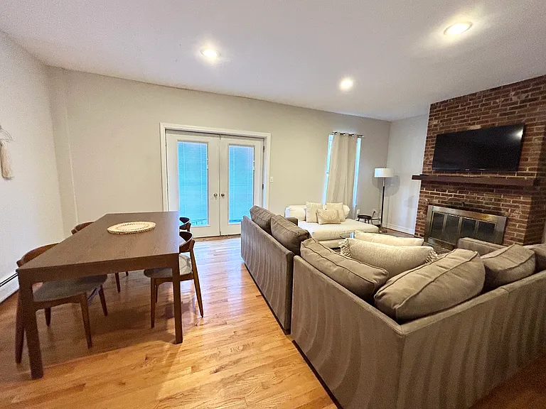 670 Massachusetts Ave #3 — Photo 1