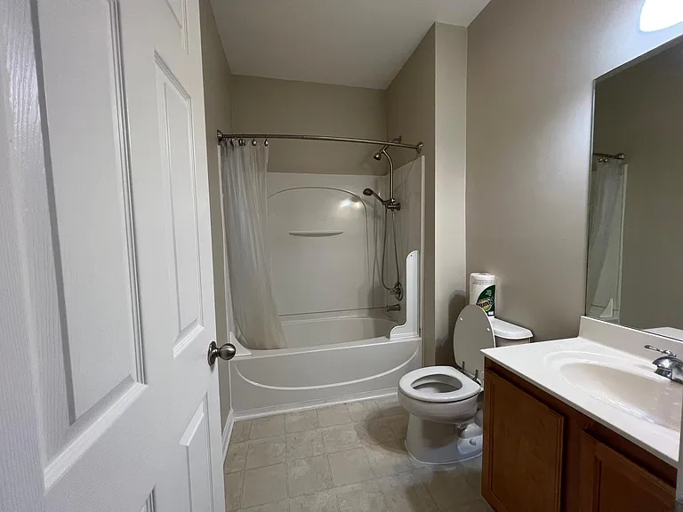 6170 Sparkling Cove Ln — Photo 20