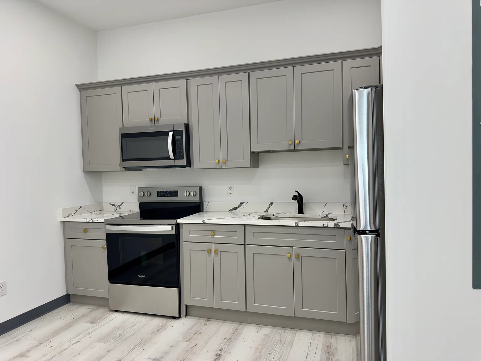 1 bed, $1,800 — Photo 3
